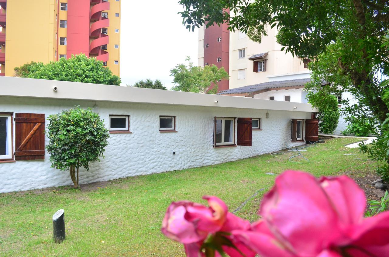 Hosteria Sajonia Villa Gesell Exterior photo