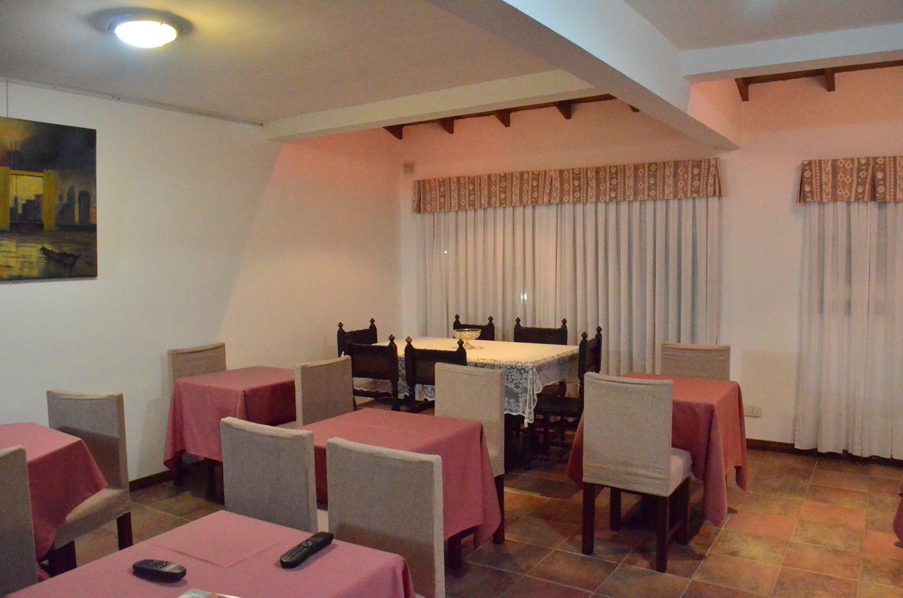 Hosteria Sajonia Villa Gesell Exterior photo