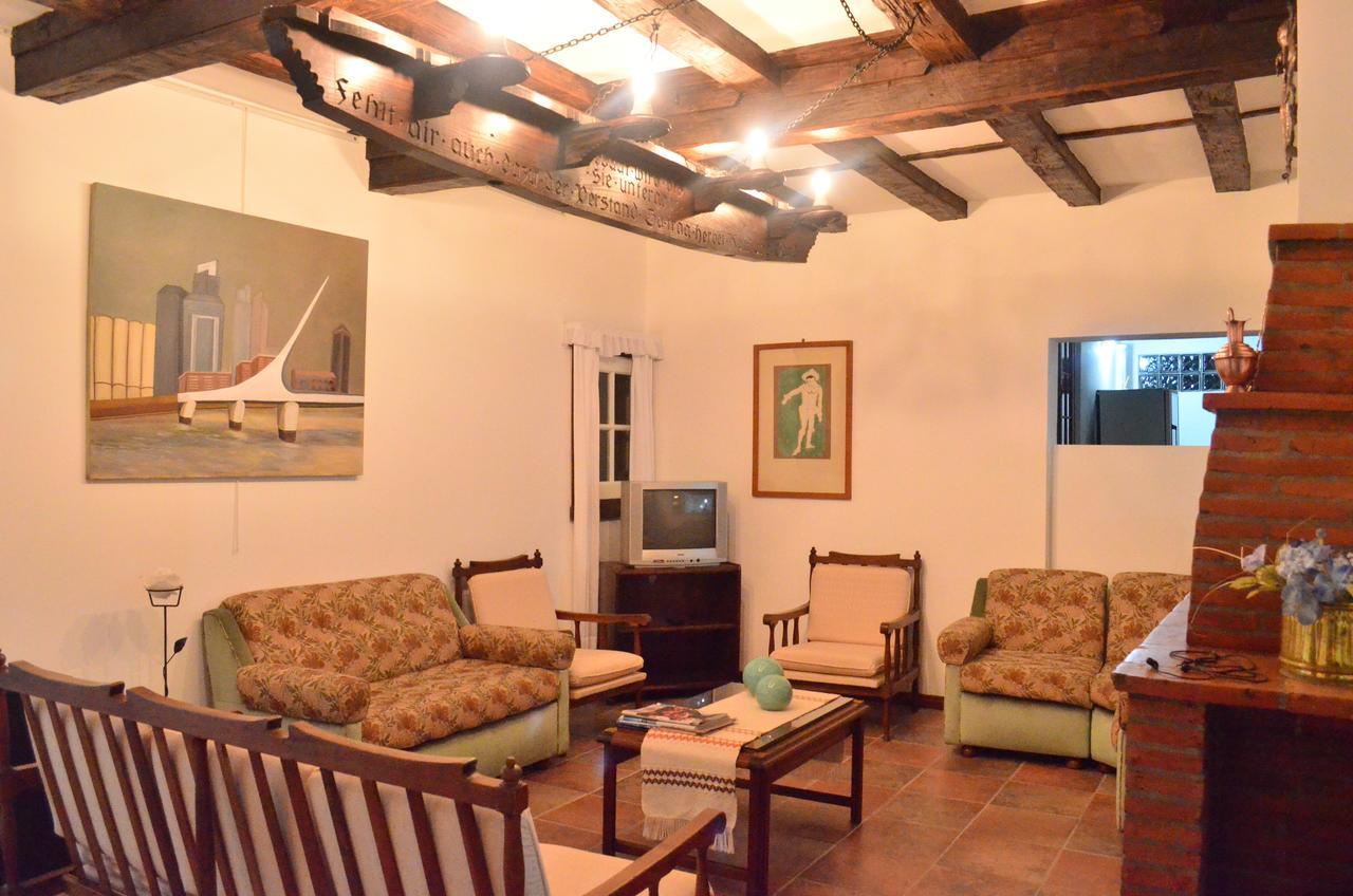 Hosteria Sajonia Villa Gesell Exterior photo